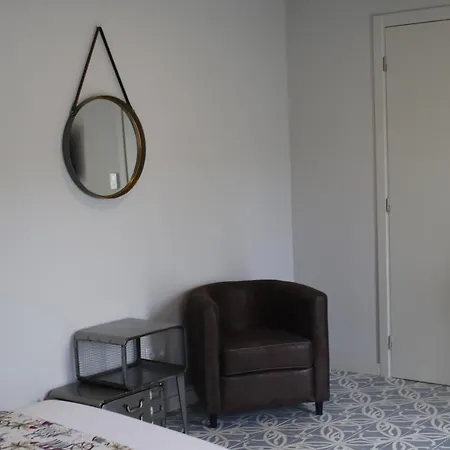 Хостел Royal Прайя-да-Витория