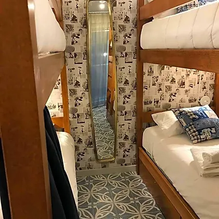 Hostel Royal Praia da Vitoria