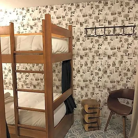 Albergue Royal *