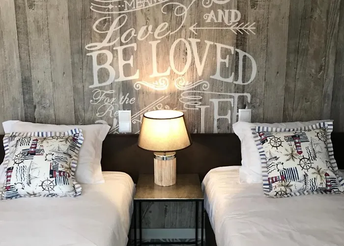 Royal Hostal Praia da Vitória